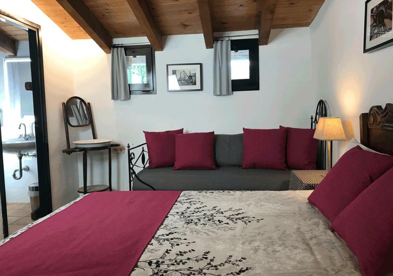 Cal Carreter Guest House Mieres  ภายนอก รูปภาพ
